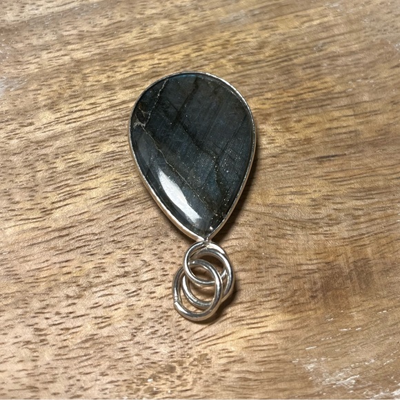 Labradorite Sterling Silver Tear Drop Pendant - Picture 12 of 16